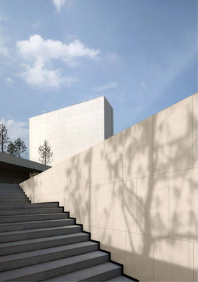 Gạch đá ngoài trời bán bóng mờ màu be 600x1200mm