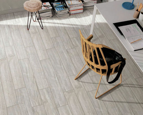 Gạch gốm bằng gỗ Beige 150x900mm AAA
